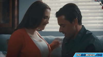 رابطه جنسی عاشقانه با یک مادر خوش اندام